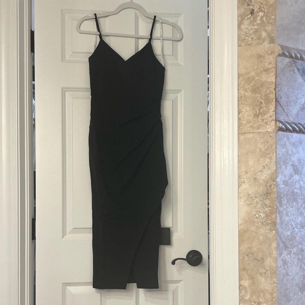 Lulus little black dress